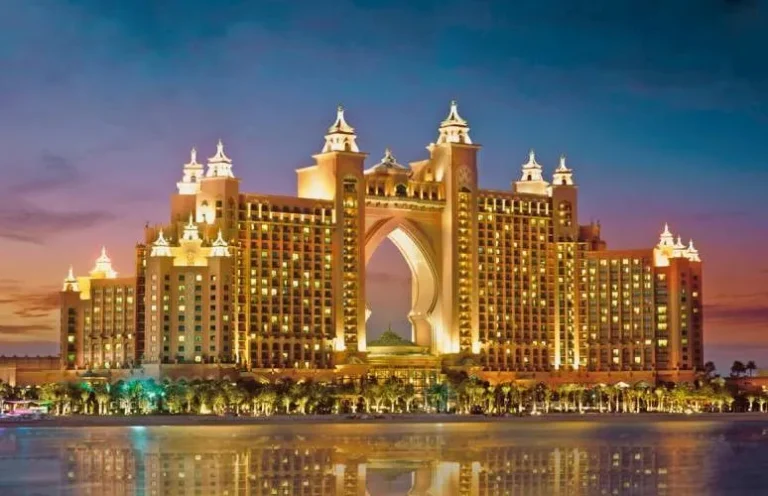 Atlantis Hotel