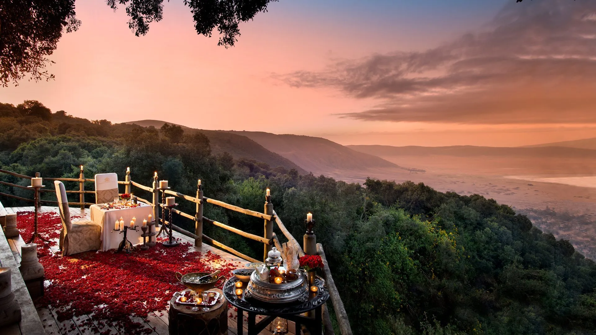 ngorongoro-crater-on-a-luxury-tanzania-safari