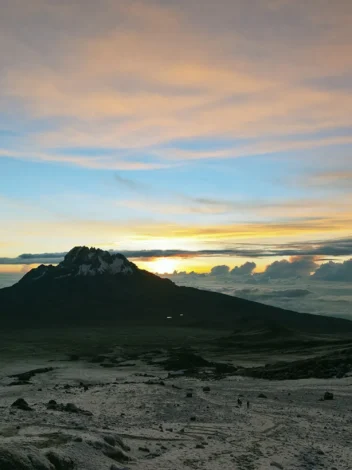 Marangu Route - Climb Kilimanjaro - 6 days