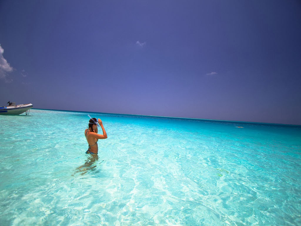 Romantic Beach Escape in African Honeymoon Safari